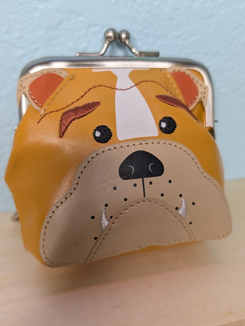Wilsons Leather Vintage Novelty Bulldog Kiss Lock Coin Purse Pouch Yellow